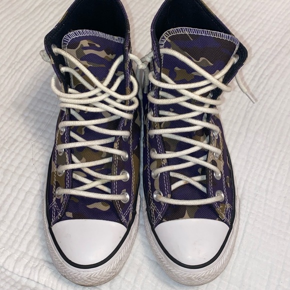 Camo converse - Picture 1 of 11